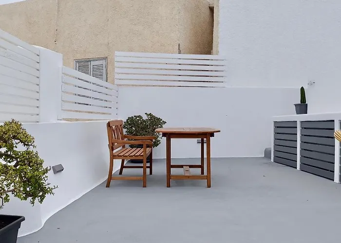 빌라 The Tefra By A Terre Cave 산토리니