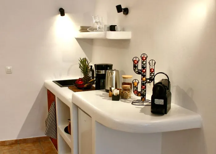 빌라 The Tefra By A Terre Cave 산토리니