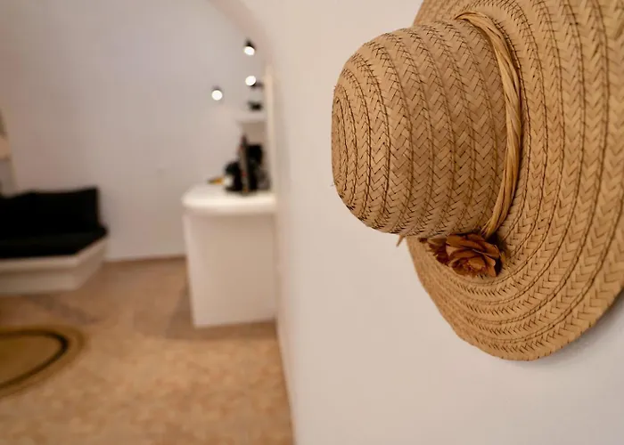 빌라 The Tefra By A Terre Cave