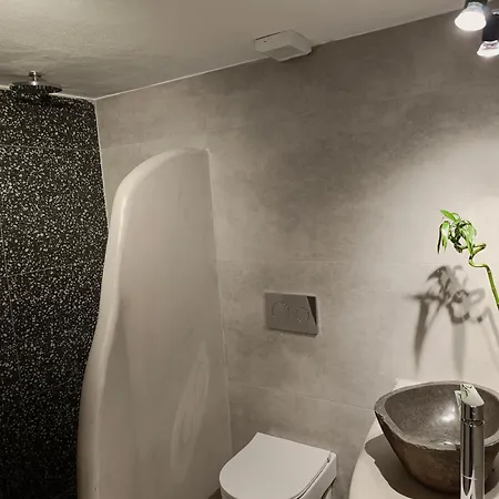 别墅 The Tefra By A Terre Cave *