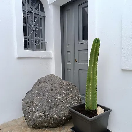 别墅 The Tefra By A Terre Cave